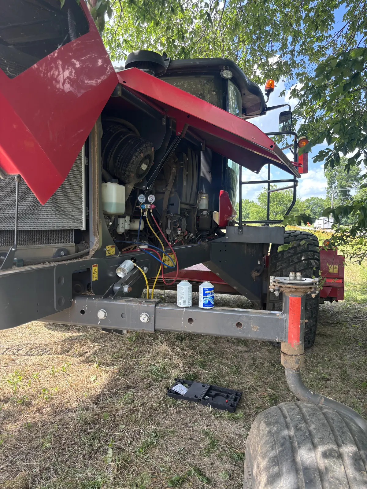 Hydraulic hose repair performed on-site