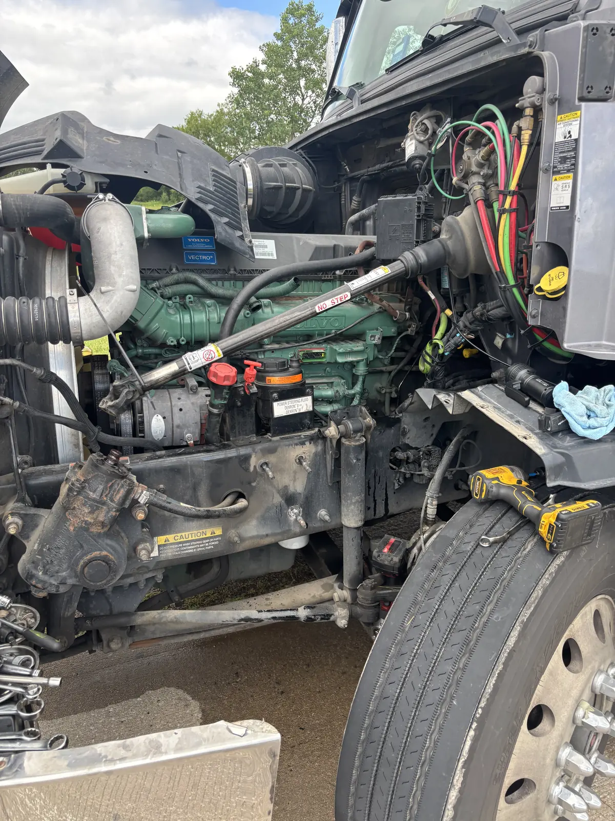 Truck diesel engine bay service