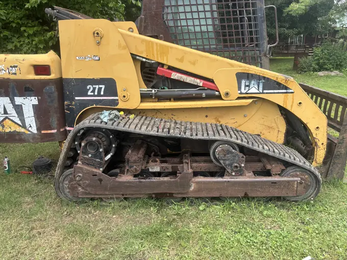 CAT 277 compact track loader mobile repair