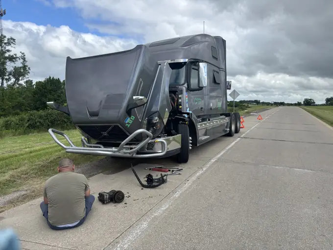 24/7 roadside diesel repair on a motorhome