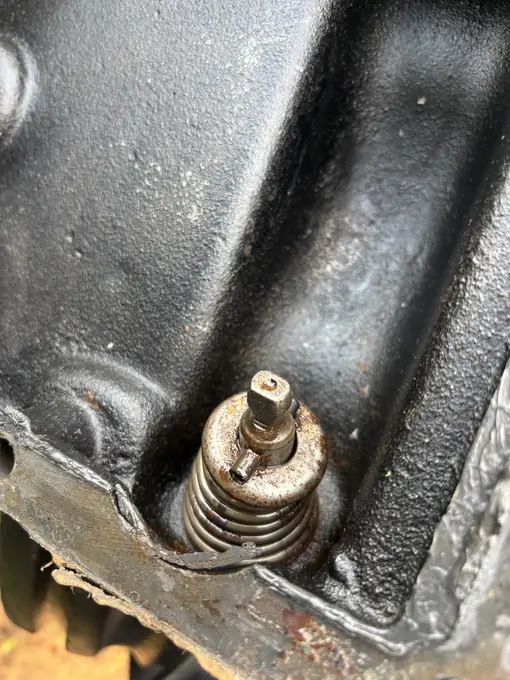 Shock and strut replacement on fleet equipment