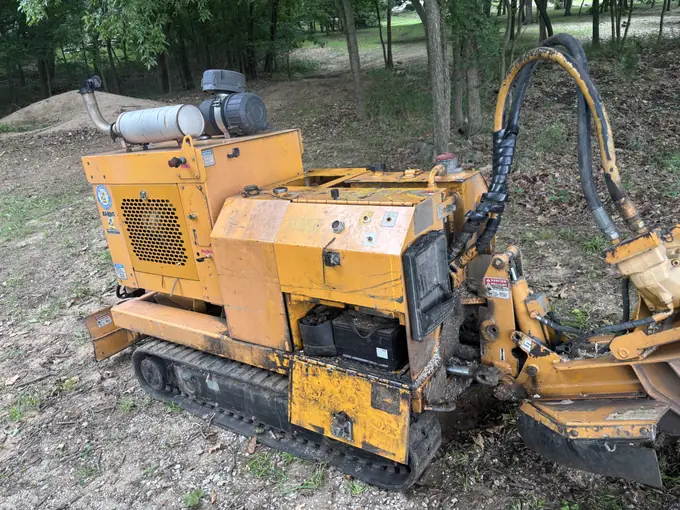 Stump grinder machine field repair